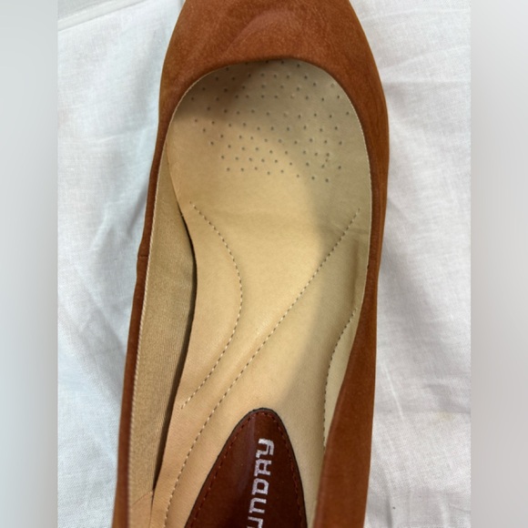 CL by Laundry 9 Workwear Pumps Faux Suede Heels in Medium Cinnamon - Picture 5 of 8